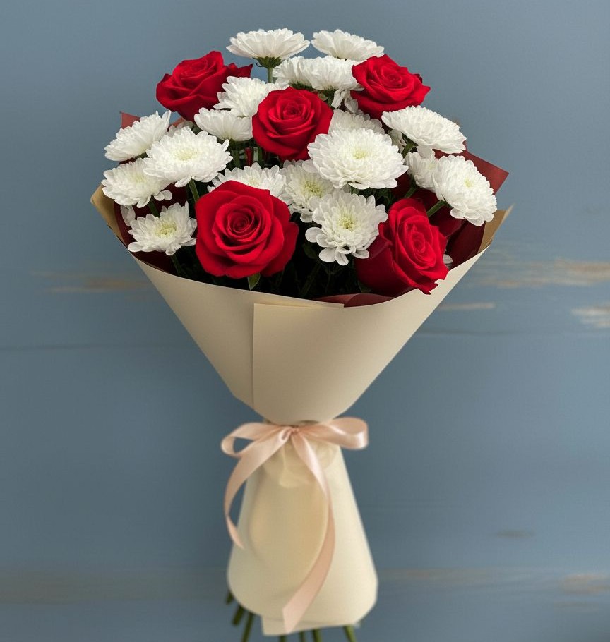 Букет цветов из: Розы и Хризантемы в Пряже