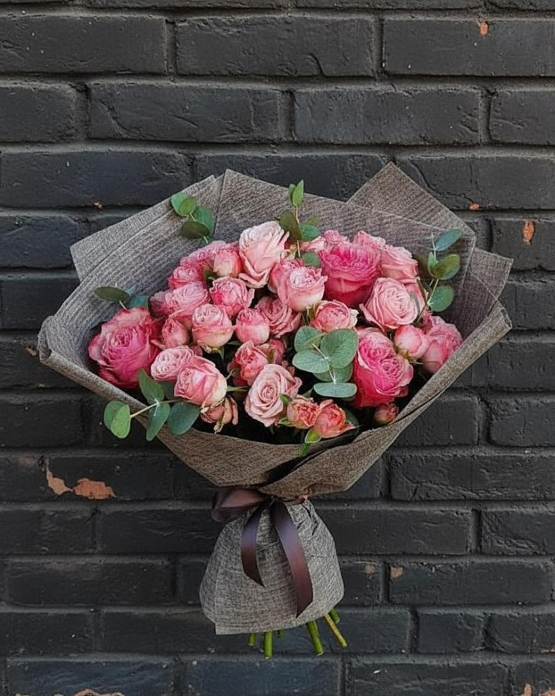 Букет цветов из: Розы в Пряже