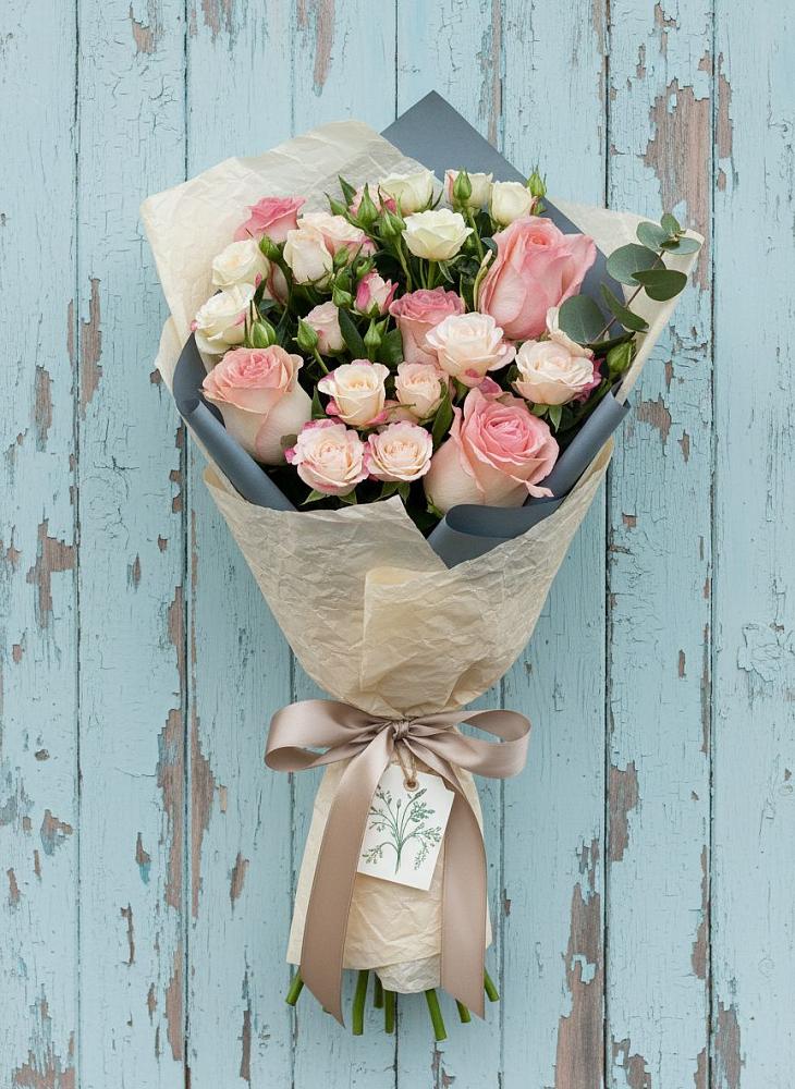 Букет цветов из: Розы в Пряже