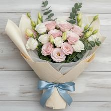 Букет цветов из:  Лизиантусы #REPLACE_PRED# Пряже