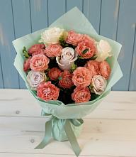 Букет цветов из:  Розы в Пряже