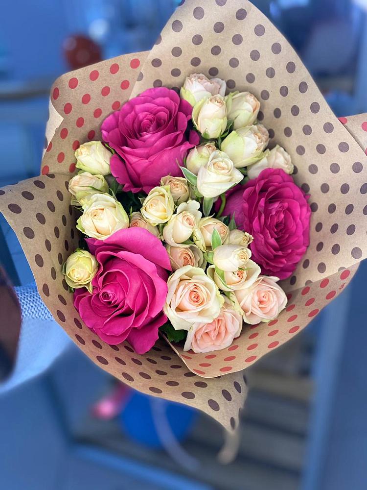 Букет цветов из: Розы в Пряже