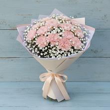 Букет цветов из:  Гвоздики в Пряже