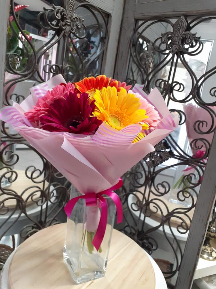 Букет цветов из: Герберы в Пряже