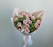 Букет цветов из:  Розы и Хризантемы в Пряже