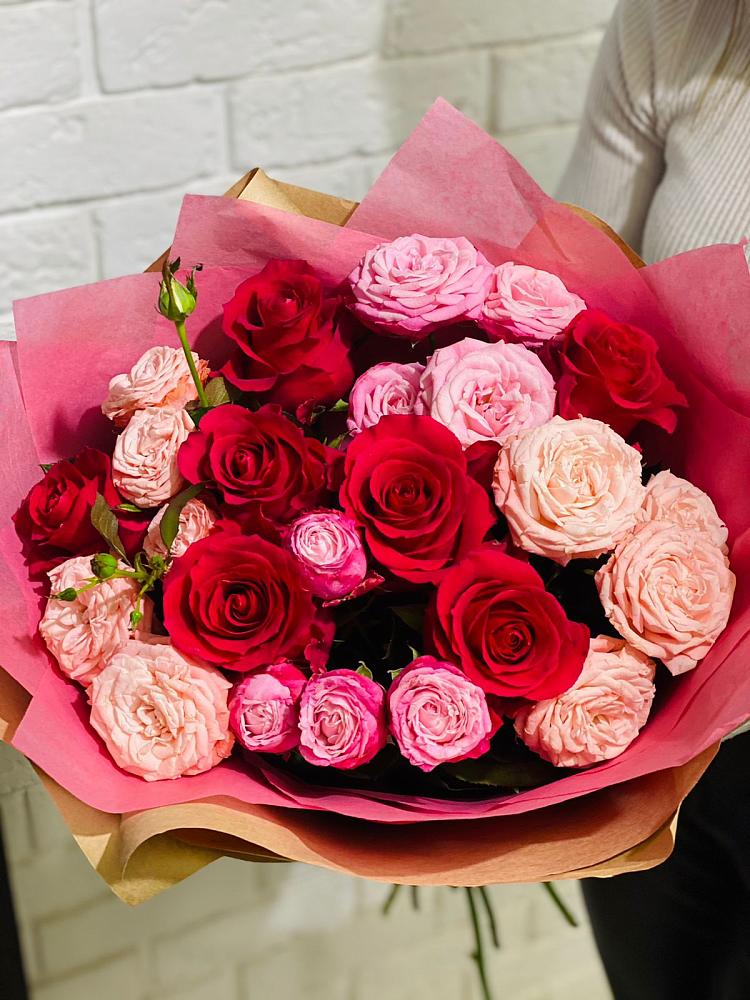 Букет цветов из: Розы в Пряже