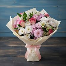 Букет цветов из:  Хризантемы, Альстромерии и Розы в Пряже