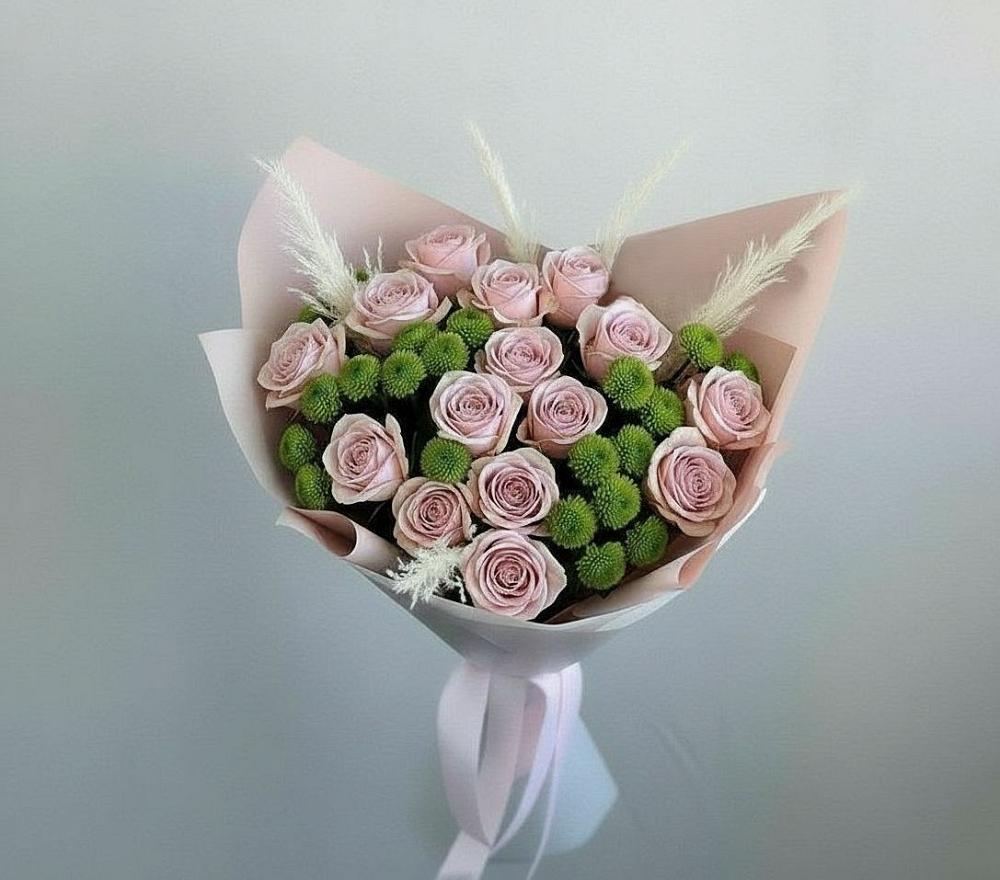 Букет цветов из: Розы и Хризантемы в Пряже