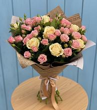 Букет цветов из:  Розы в Пряже