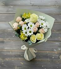 Букет цветов из:  Альстромерии, Розы и Хризантемы в Пряже