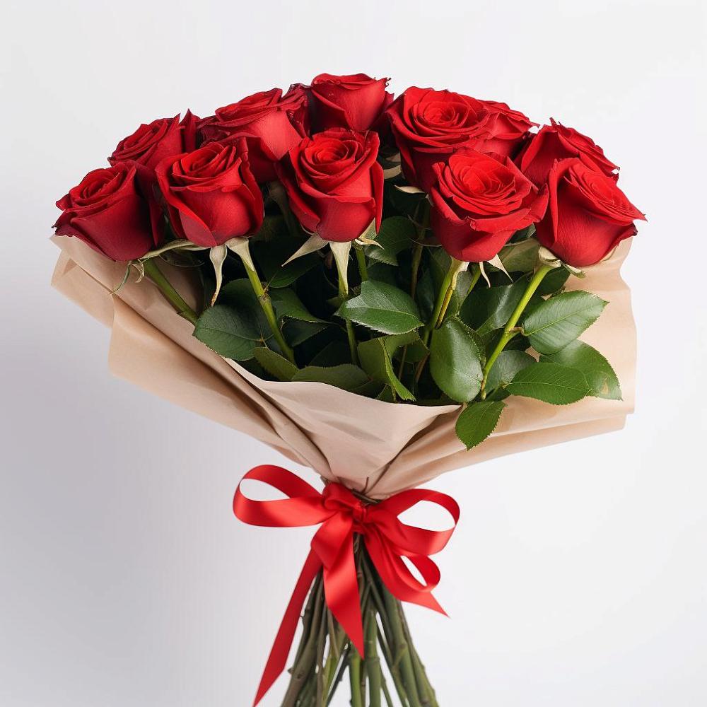 Букет 11 Красных роз Эдлесс Лав в Пряже